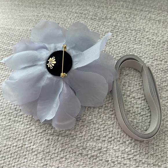 LELE SADOUGHI POWDER BLUE SILK MAGNOLIA FLOWER CHOKER/BROOCH - Picture 5 of 6